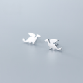 wholesale Sterling Silver Stud Earrings Women Japanese Minimalist Fashion Small Flying Dragon Cute Unique Anime Animal Earrings Jewelry G2011-0-0