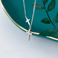 wholesale S925 Silver Women's Korean-style Elegant Cross Pendant Full Diamond Necklace Fashion Minimalist Collarbone Chain D5628-0-2