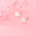 wholesale S925 Sterling Silver Earrings Women Korean Style Fashion Fresh and Sweet Small White Flower Ear Accessories G5295-0-2