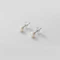 wholesale S925 Silver Ear Studs Women Korean Style Small Fresh Pearl Earrings Simple and Elegant for Pierced Ears Dainty and Delicate G3079-0-9