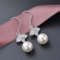 wholesale S925 Sterling Silver Fashion Pearl Earrings Simple Shell Pearl Small Fan Ear Studs for Women with Inlaid Zirconia-0-1