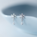 wholesale S925 silver Christmas fresh snowflake elegant stud earrings Korean-style petite student diamond-inlaid earrings G5182-0-0