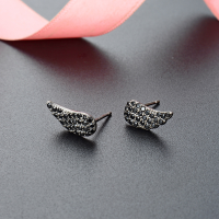 wholesale S925 Silver Metal Material Japanese Diamond Inlaid Earrings Korean Version Zircon Heart Shape Sweet Ear Drop Retro Style Arrow Ear Accessories Wholesale-Earrings with plastic earplugs 925 silver