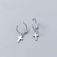 wholesale Sterling silver petal earrings for women, Korean-style small fresh white petal wave ear drop ear accessories E8560-S925 silver pair gold