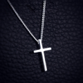 wholesale S925 Sterling Silver Cross Pendant Necklace for Women, Fashionable and Sweet Short Chain, Xiaohongshu Collarbone Chain D0439-0-0