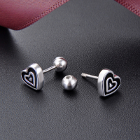 wholesale S925 Sterling Silver Black Heart Stud Earrings for Women, Summer Minimalist Understated Style, Small Niche Design, Dainty Silver Heart Ear Accessories-Heart Earrings-with Plastic Earplugs 925 Silver