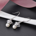 wholesale S925 silver jewelry source factory, fashionable crown pearl earrings for women, minimalist silver jewelry wholesale-0-0