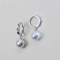 wholesale S925 Sterling Silver Four-Leaf Clover Pearl Wrapped Stud Earrings Summer Korean Style Hollow-Out Minimalist Women's Earrings G9356-S925 silver pair silver 925 silver