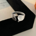 wholesale S925 sterling silver flower ring for women, new style, Korean-inspired, niche, luxury, fashionable, matte, irregular ring-0-5