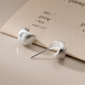 wholesale S925 silver Korean-style elegant and fashionable brushed matte earrings, simple and small arc-shaped versatile Hong Kong-style ear accessories E9059-0-0