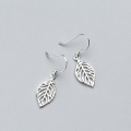 wholesale S925 Sterling Silver Earrings Women Korean Style Fashion Elegant Sweet Leaf Earrings Personality Leaf Jewelry E9179-0-2