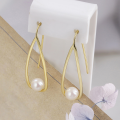 wholesale S925 silver plated with 14K gold, fairy-style water-drop-shaped hollow design, natural freshwater pearl earrings-0-3