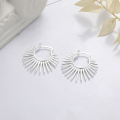 wholesale S925 Silver Fashion European and American Sunflower Unique Trendy Ins Style Design Earring Ear Clip-0-0