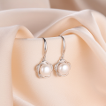wholesale S925 sterling silver Korean-style elegant and ethereal floral ear hooks with embedded freshwater pearl earrings for women-0-0