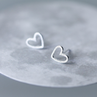 wholesale S925 Sterling Silver Earrings Women Korean Style Sweet Hollow Heart Small Peach Heart Handmade Matte Minimalist Earrings E3145-S925 silver pair 925 silver