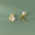 wholesale S925 sterling silver synthetic pearl diamond-encrusted leaf earrings in an ins style, model M03953-0-4