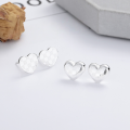 wholesale S925 sterling silver heart-shaped checkerboard texture earrings, fresh and sweet, Chanel-style, elegant and luxurious earrings for women-0-0