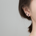 wholesale S925 silver black and white drip glaze ear clips Korean version minimalist and stylish small hoop earrings cartilage stud earrings E7020-0-1