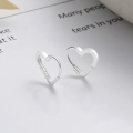 wholesale S925 Sterling Silver Small Heart-shaped Ear Clasp, Fresh and Sweet Korean Style Ins Minimalist Earrings for Women-0-0