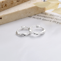 wholesale S925 Sterling Silver Wave Design Twist Möbius Hoop Ear Clasp Simple Hong Kong Style Fashion Earrings for Women-0-2