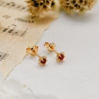 wholesale S925 gold-plated silver Japanese minimalist versatile lab-grown ruby stud earrings delicate mini earring set-Lab-Grown Ruby Earrings 925 Silver