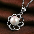 wholesale S925 Sterling Silver Korean-style Romantic Vintage Luxury Zircon Necklace for Women with Pearl Flower Pendant Collarbone Chain-0-4
