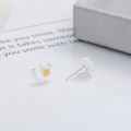 wholesale S925 Sterling Silver Korean-style Pastoral Daisy-shaped Stud Earrings Creative Fresh and Light Luxury Wind Earrings for Women-0-2