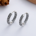 wholesale S925 Sterling Silver Retro Thai Silver Distressed Circle Rope Chain Pattern Creative Ear Clasp-0-0