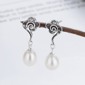 wholesale S925 Sterling Silver Retro Classical Style Openwork Auspicious Cloud Design Pearl Earrings, Unique and Stylish Niche Designer Jewelry-0-0