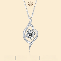 wholesale S925 Sterling Silver Love at First Sight Pendant Light Luxury Moissanite Drop Gift Cross-border Jewelry Layering High-end Necklace-Special six-claw necklace 1 carat