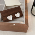 wholesale S925 Sterling Silver Minimalist Heart Stud Earrings for Women, Small and Chic Skin-Friendly Earrings, High-End Daily Korean Style New Design-0-5