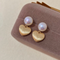wholesale S925 sterling silver brushed heart-shaped matte gold pearl earrings, elegant and sophisticated earrings for women-0-4
