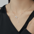 wholesale S925 sterling silver moissanite pendant necklace for women, new fashion leaf collarbone chain, elegant and luxurious set-0-2