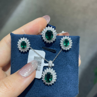 wholesale Luxury European and American colored gemstone set for women, 2-carat Princess Diana-style lab-grown emerald, 2ct oval ring, earrings, and necklace-Cultured Emerald Earrings 1+1ct>925 Silver Gold Plated