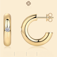 wholesale S925 silver, European and American fashion trendy niche style earrings, golden high-end feeling, cross-border best-selling Moissanite earrings, ins-Moissanite 2.5mm