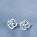 wholesale S925 Sterling Silver Maker's Four-Leaf Clover Ear Studs for Women, Trendy Niche Design Earrings for Healing Ear Piercings New-0-1