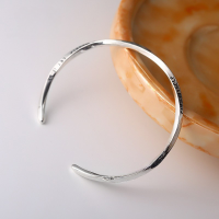 wholesale S925 Sterling Silver Maker Möbius Loop Letter Twist Bracelet Japanese Trendy Brand Graffiti Silver Bangle Versatile Wristband-Mobius Loop English Bracelet--Vintage 925 Silver