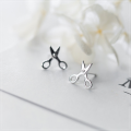 wholesale S925 Sterling Silver Korean Style Cute and Unique Small Scissors Earrings for Women and Men's Couple Ear Accessories E0472-0-2