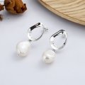 wholesale S925 Sterling Silver Retro Vintage Asymmetrical Circle Pearl Earrings for Women, Minimalist Design-0-0