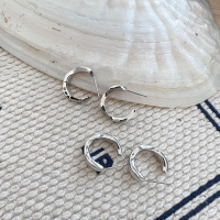 wholesale S925 Sterling Silver Wave C-Shaped Minimalist Plain Hoop Earrings for Women, Korean Dongdaemun New Style Elaborate Stud Earrings-Sterling silver