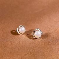 wholesale S925 Sterling Silver Minimalist Petal Freshwater Pearl Earrings for Women, Small and Elegant Vintage Style Accessories Gift for Girlfriend-Petal Pearl Earrings/Approx. 1.6g ED022030