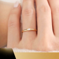 wholesale 18K gold oval diamond ring for women, minimalist ins-style fancy-shaped diamond ring, vintage plain band pinky ring, custom-made based on images or samples-0-0