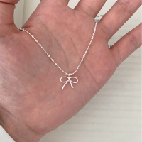 wholesale S925 Sterling Silver Sweet and Elegant Knot Bow Necklace with Irregular Design, Unique Fashion Choker Collarbone Chain-Silver 925 silver