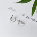 wholesale S925 silver cross ear clips for women, Korean and Japanese style, minimalist diamond-studded earrings for non-pierced ears, jewelry E7090-0-2