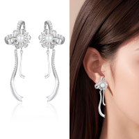 wholesale S925 Sterling Silver New Korean Ins Style Line Long Pearl Accessory Minimalist High-end Earrings for Women-Platinum 925 silver