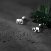 wholesale S925 Silver Thai Silver Earrings for Women, Korean Style Small and Cute Elephant Animal Retro Antique Earrings G8874-S925 silver pair>925 silver