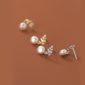 wholesale S925 Sterling Silver Small Fresh Pearl Earrings Korean Version Summer Minimalist Diamond-Inlaid Leaf Elegant Earrings G9363-0-2
