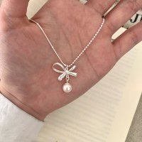 wholesale S925 Sterling Silver Gentle Bow Pearl Necklace for Women, Light Luxury Exquisite Niche Design Sweet Pearl Collarbone Chain-Silver 925 silver