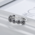 wholesale S925 sterling silver small daisy fashion ring, ins retro vintage flower adjustable open ring, niche design-0-1